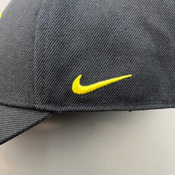 Nike University Of Oregon Hat Cap Strapback Black Swoosh Logo UO Ducks NCAA - Picture 4 of 9